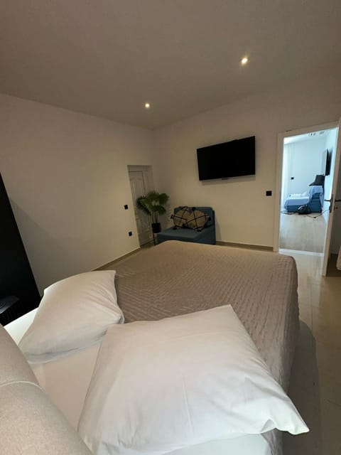 Apartments Plavi Val Apartment in Baška Voda