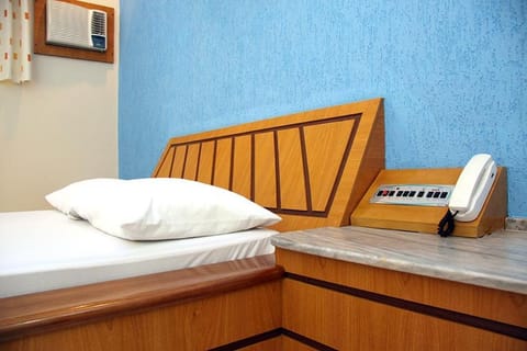 Bed, Other, Photo of the whole room, Decorative detail
