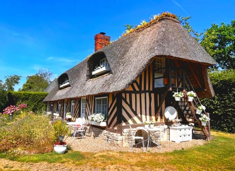 Property building, Breakfast