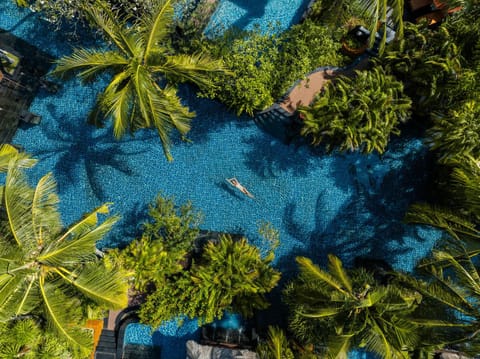 Property building, Swimming pool