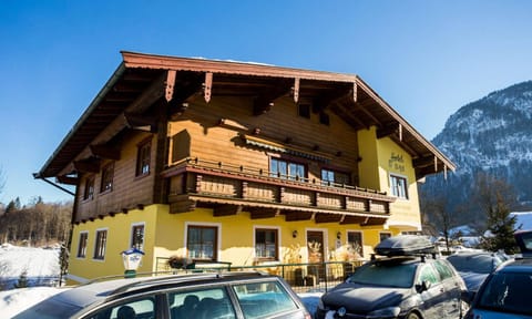 Property building, Day, Natural landscape, Mountain view