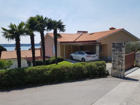 Property building, Sea view