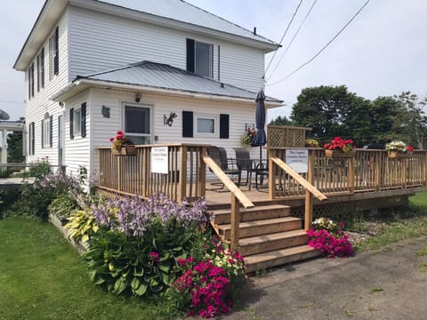 Property building, Balcony/Terrace