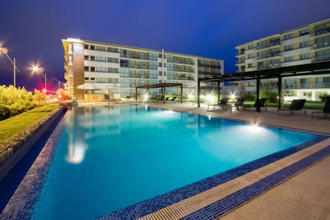 Pool view, Swimming pool