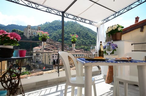 L'Antica Torre Apartment in Liguria