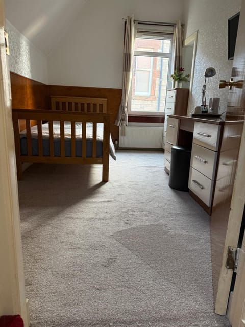 Hillhouse Bed and Breakfast in Edinburgh