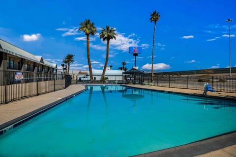 Activities, On site, Pool view, Swimming pool, Swimming pool