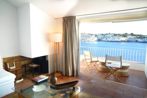 Living room, Sea view