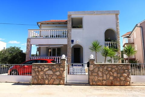 Apartments Slađana Apartment in Tisno