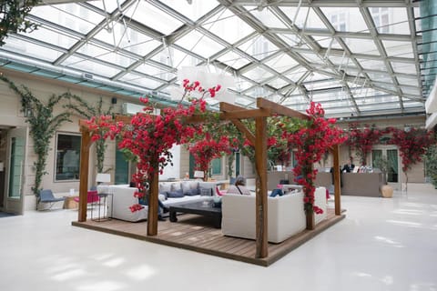 Lobby or reception, Area and facilities