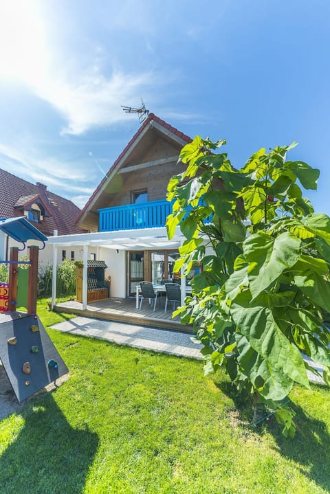 Osada Dębki Nature lodge in Pomeranian Voivodeship