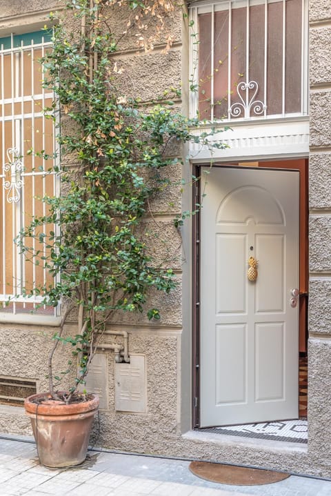 Inner courtyard view