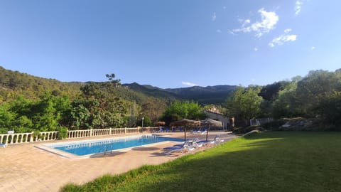 Off site, Natural landscape, Summer, Mountain view, Pool view, Swimming pool, sunbed