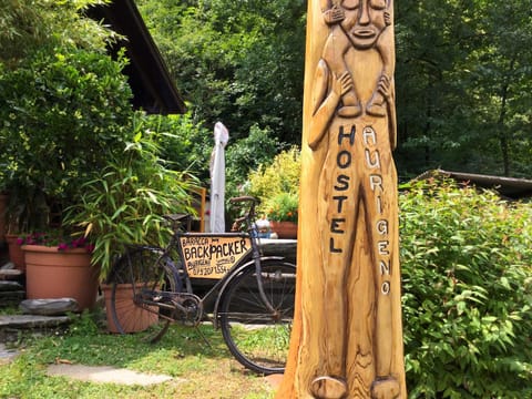 Garden, Logo/Certificate/Sign, Logo/Certificate/Sign, On site