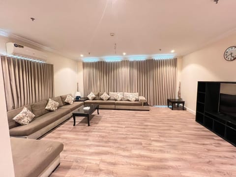 TV and multimedia, Seating area