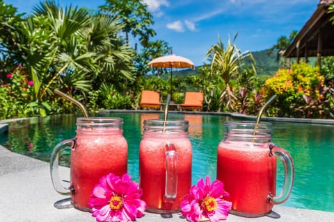 Swimming pool, Swimming pool, Drinks