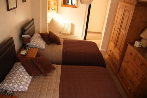 The Horseshoe Guesthouse Bed and Breakfast in Rhayader