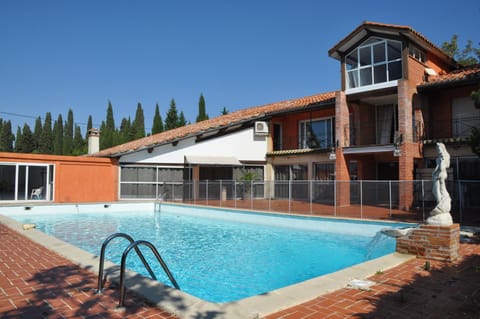 Activities, Pool view, Swimming pool