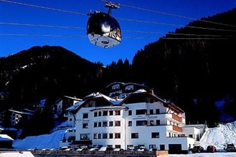 Property building, Winter