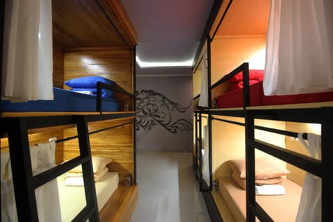 bunk bed