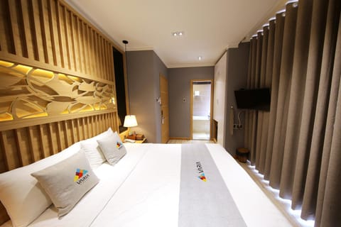 TV and multimedia, Bedroom