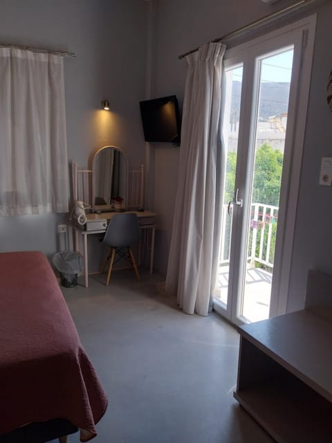 Passos Rooms Hotel in Paros