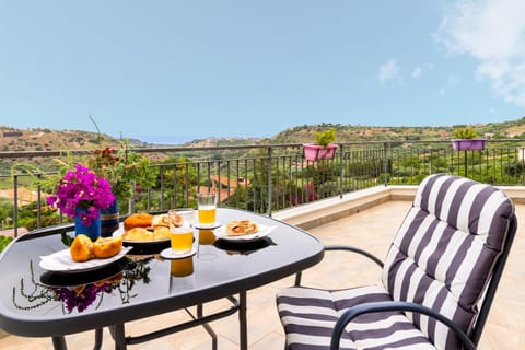 View (from property/room), Balcony/Terrace