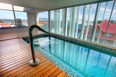 Swimming pool, Swimming pool