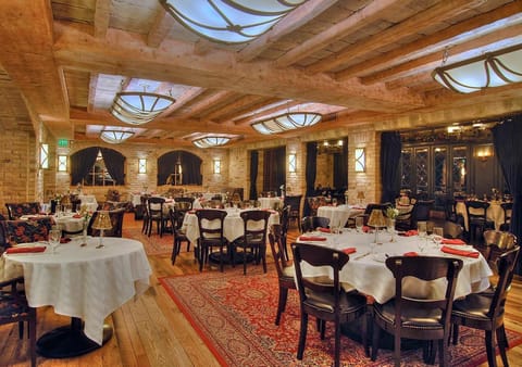 Restaurant/places to eat, Restaurant/places to eat