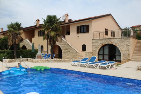 Property building, Swimming pool