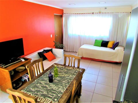 TV and multimedia, Living room, Photo of the whole room, Dining area, Mountain view