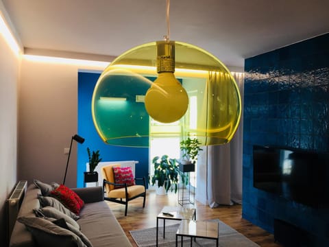 Living room, Photo of the whole room