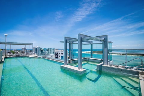 Day, Swimming pool, Swimming pool