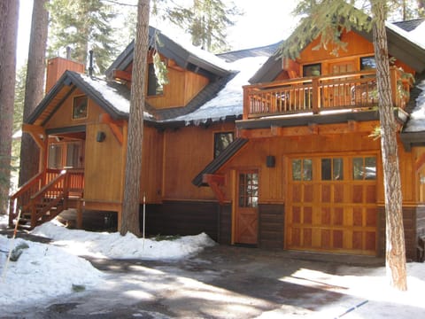 824 Beaver Pond House in Northstar Drive