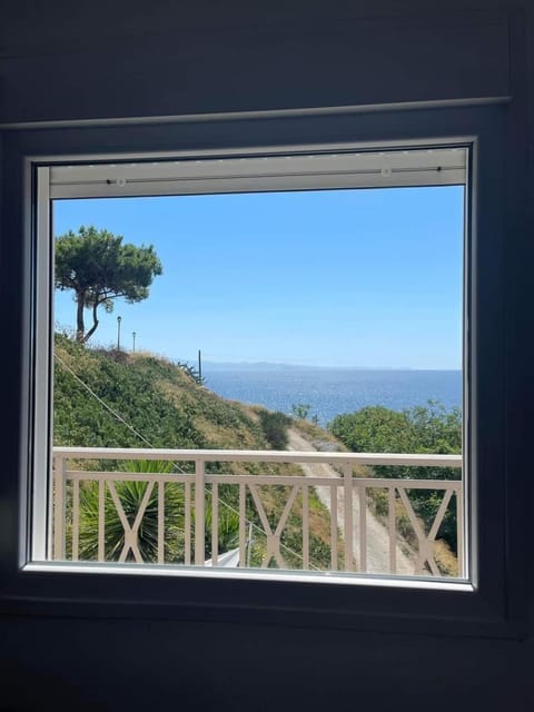 Day, Natural landscape, View (from property/room), Balcony/Terrace, Sea view