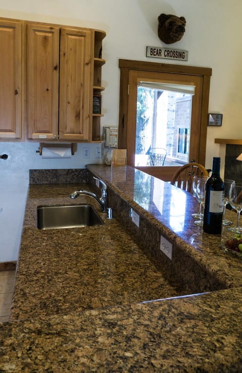 Ski Trails 4042 Hotel in Northstar Drive