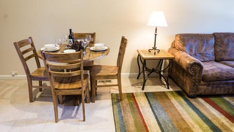 Ski Trails 4024 Hotel in Northstar Drive