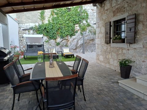 Patio, Seating area, Dining area