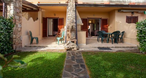 Inner courtyard view