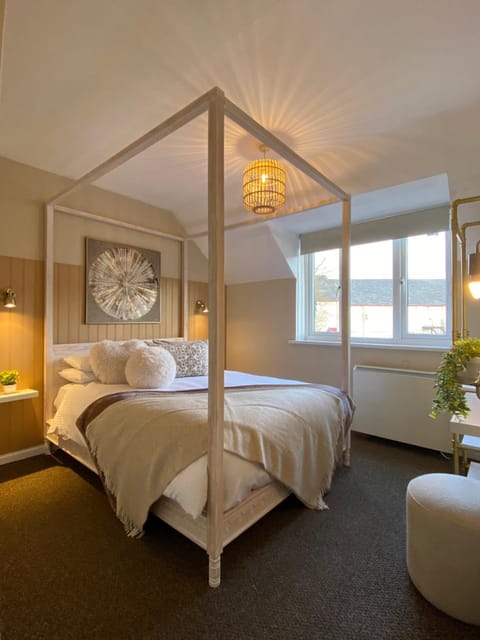 Bowness Bay View Apartment in Bowness-on-Windermere