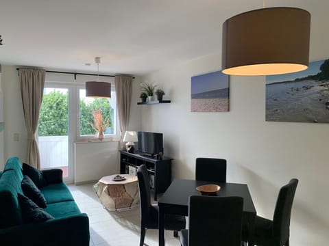 Living room, Photo of the whole room