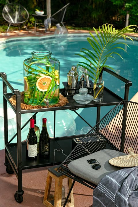 Patio, Dining area, Pool view, Swimming pool