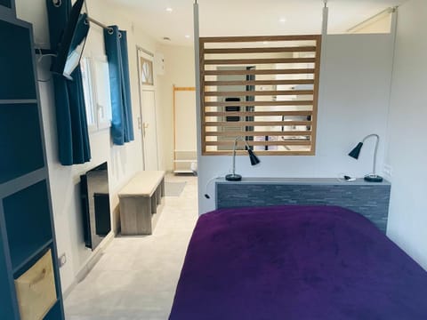 Le Clos Robinson Bed and Breakfast in Dieppe