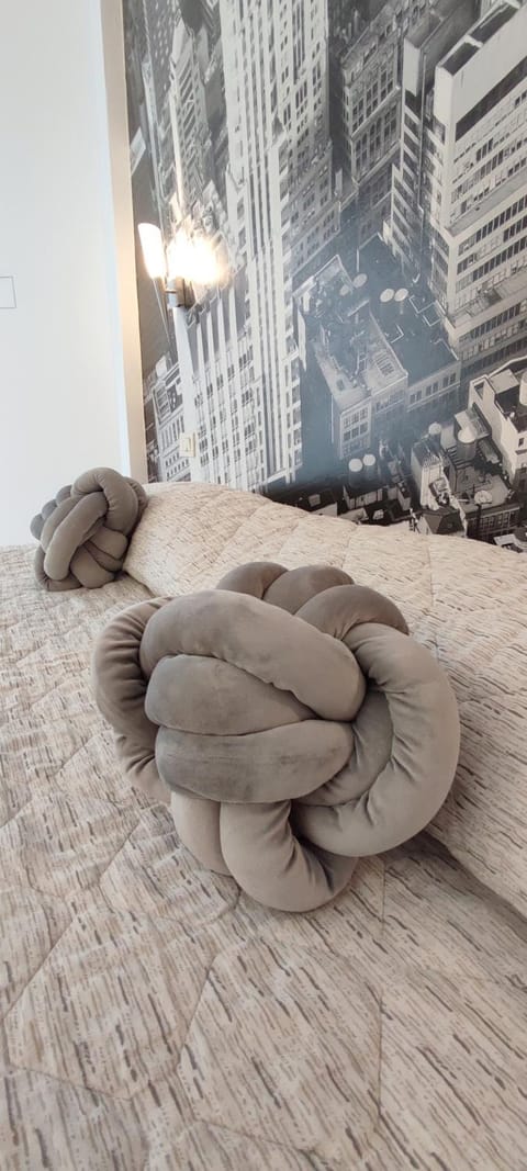 Bed, Decorative detail