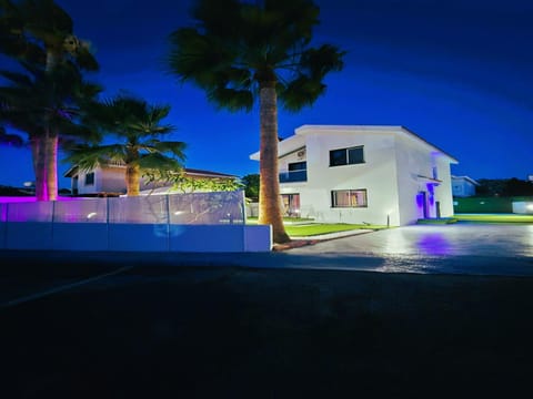 3 Bedroom Villa, private pool, hot tub Villa in Protaras