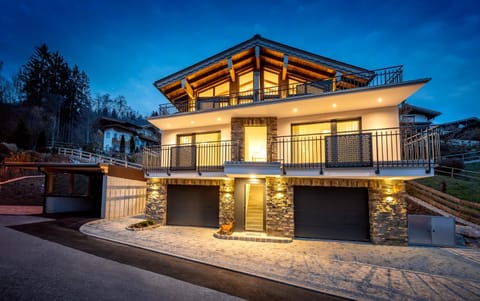 Facade/entrance, Night, Summer