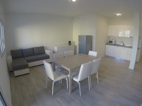 Kitchen or kitchenette, Living room, Dining area