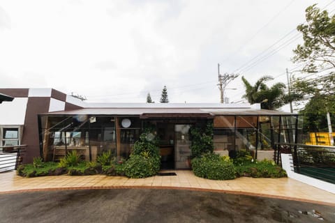 Property building, Facade/entrance, Lobby or reception