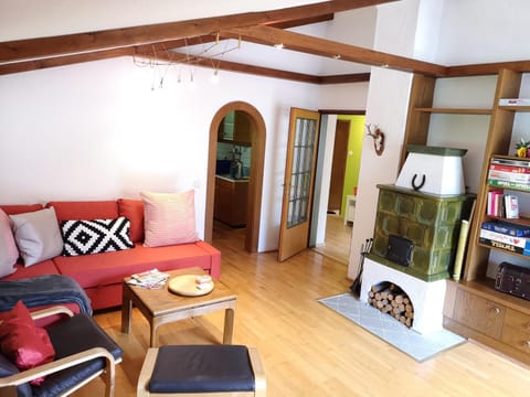 Living room, Mountain view