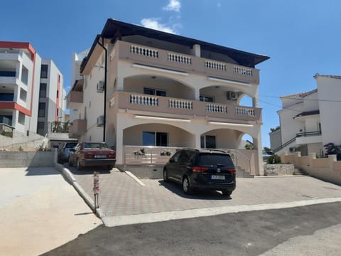 Facade/entrance, Street view